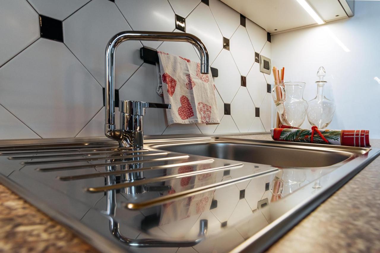 Appartamento Incantevole Con Parcheggio Privato Casteldidone Buitenkant foto